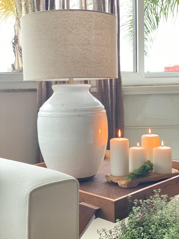 Sevilia branco com pintura em laca e cúpula bege